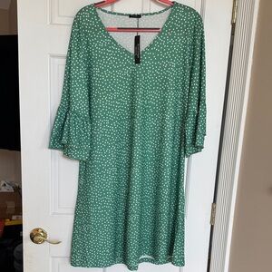 Elegant Green Polka Dot Long Sleeve Dress